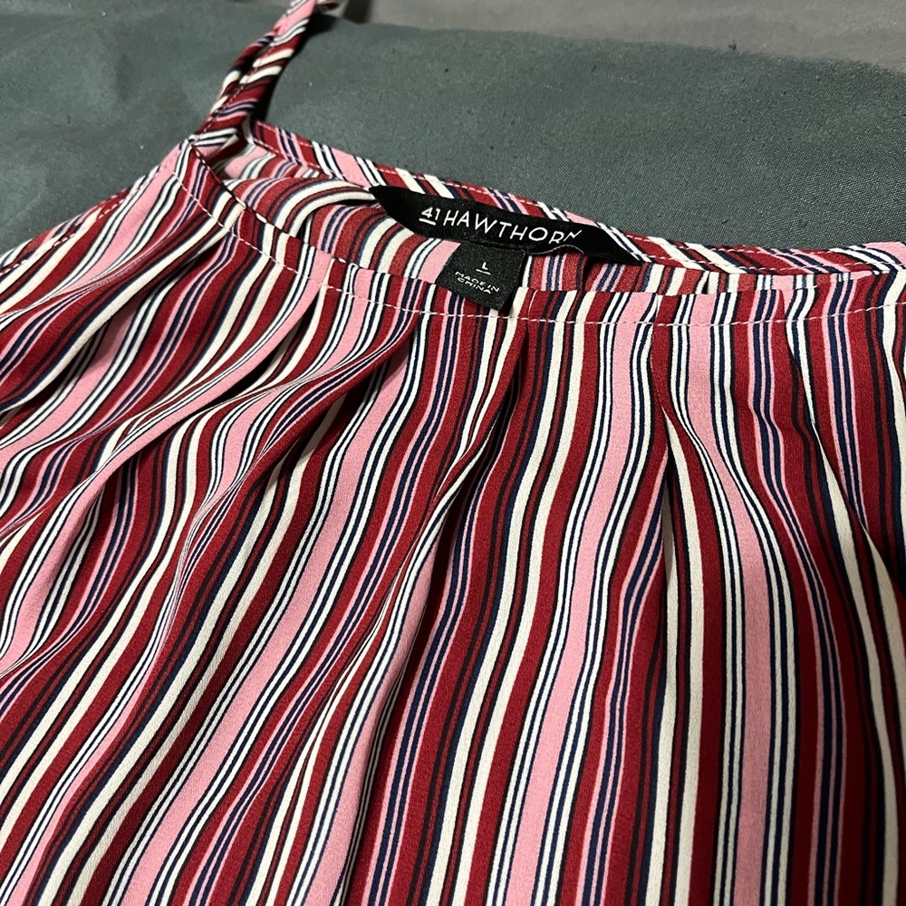 41 Hawthorn White and Pink Camisole Pleated Tank Top